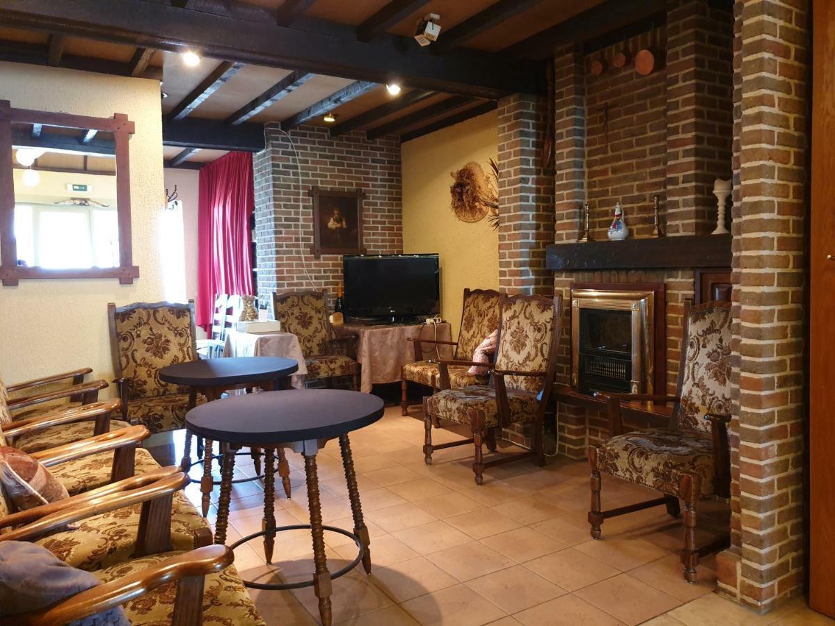 Hostellerie Daiseldaele Dadizele Exterior foto